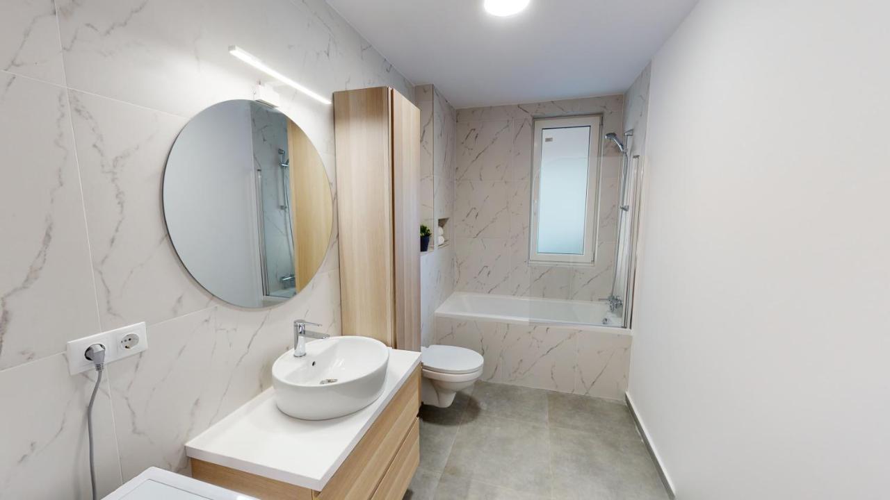 Apartment By The Lake Nr 4 Vrt Sibiu Esterno foto
