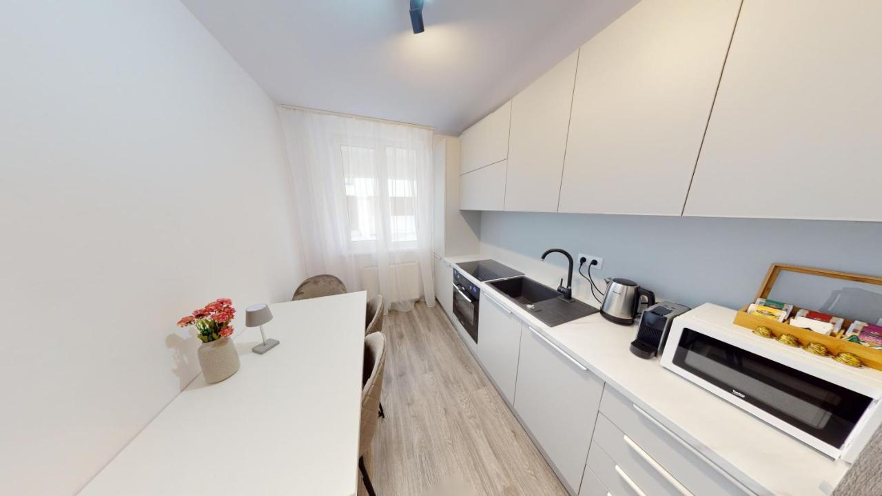 Apartment By The Lake Nr 4 Vrt Sibiu Esterno foto